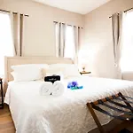 Ybor City 2 King Beds And Free Parking Bungalow